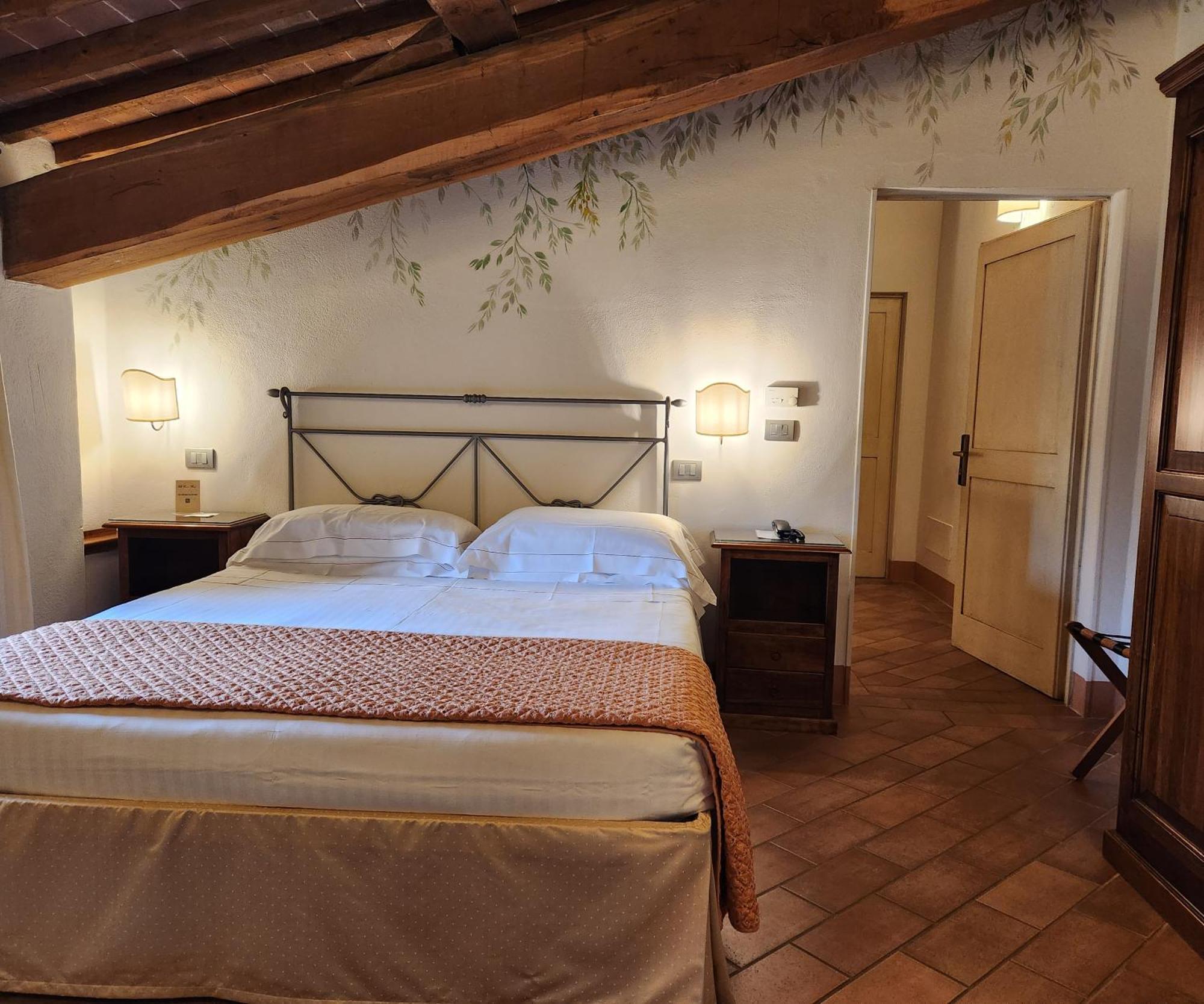 Villa Curina Resort Castelnuovo Berardenga Kültér fotó